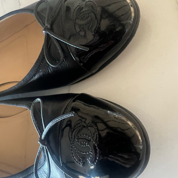 CHANEL ballet ballerina flats black size 42 patent and leather - Picture 3 of 11